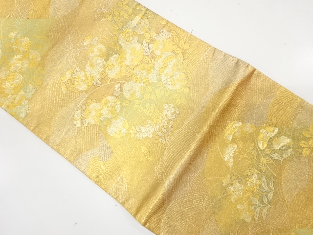 山並に万寿菊模様織り出し　袋帯